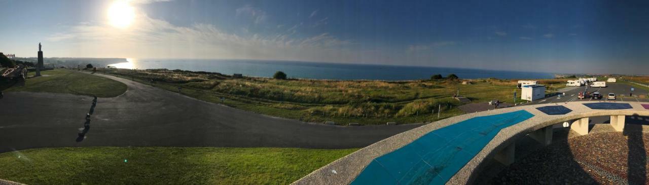Vue mer à Arromanches Extérieur photo